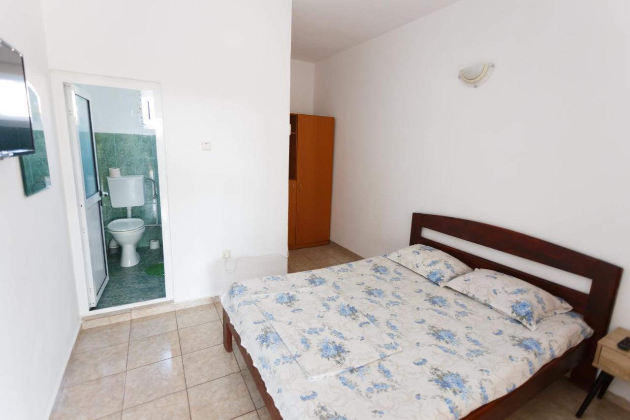 מלון קוסטינסטי Casa Selena מראה חיצוני תמונה