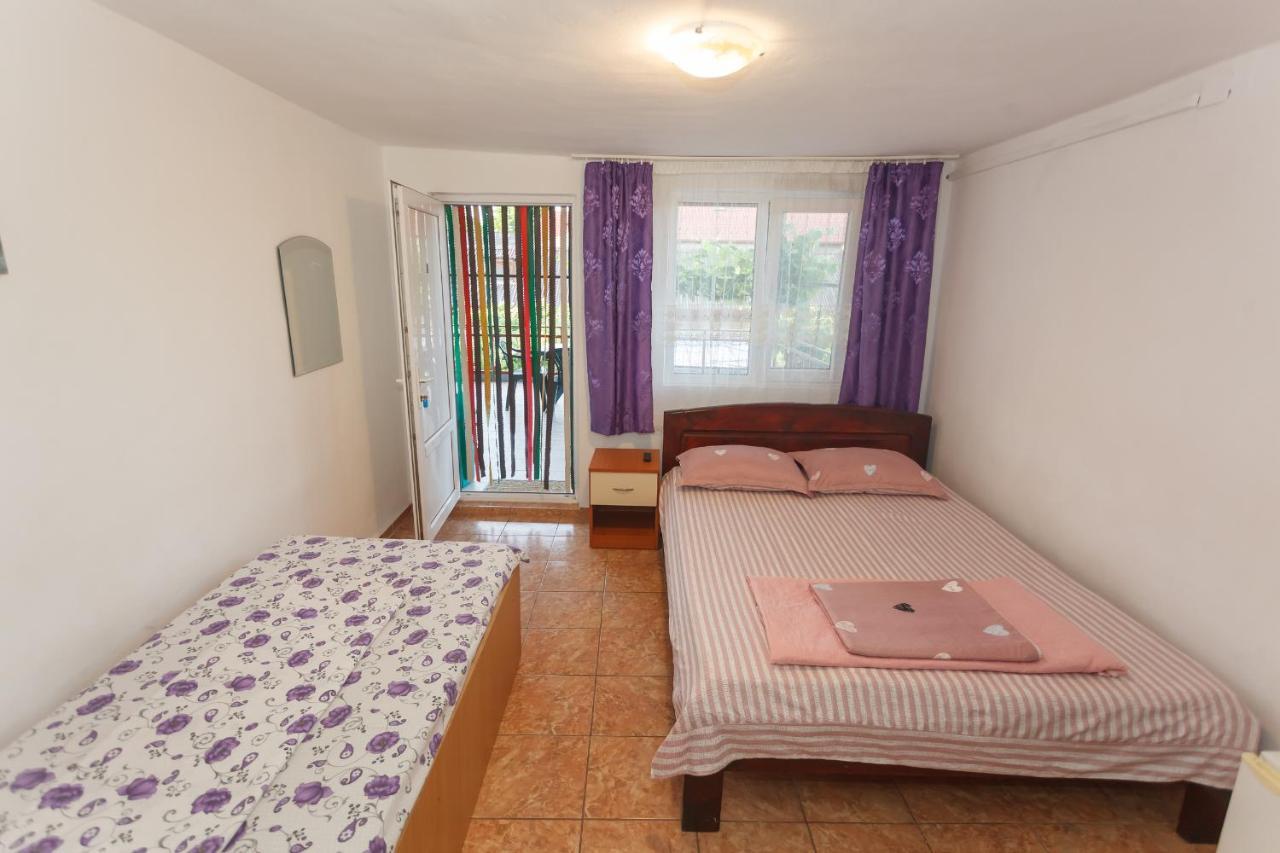 מלון קוסטינסטי Casa Selena מראה חיצוני תמונה